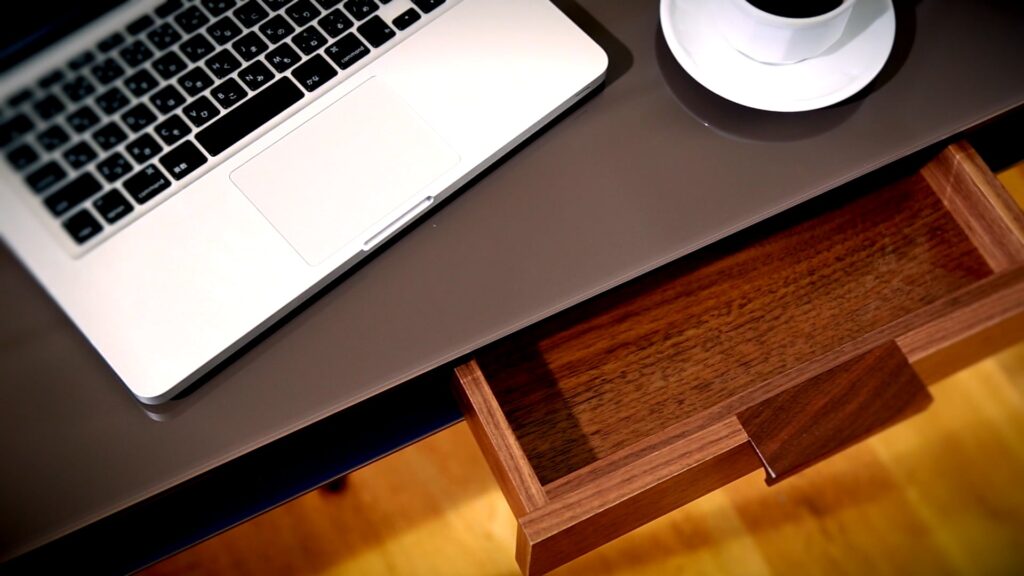 I&C様LAP DESK