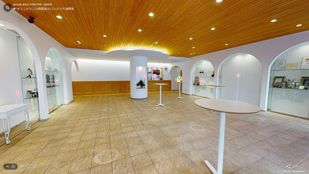 東京女子学院 1Fエントランス / 図書館 / カフェテリア / 調理室